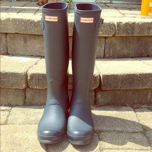 Tall Matte Navy Hunter Rainboots